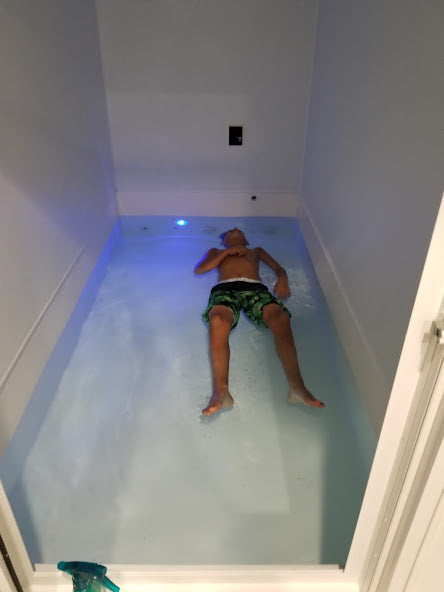 Fluid Float Cold & Hot Fiberglass Tubs - Fluid Float & Sauna 